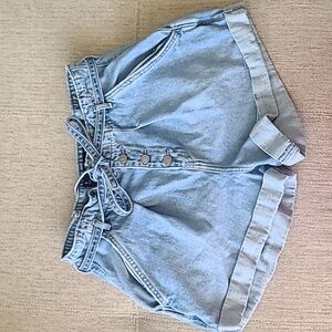 Hollister Paperbag Pleated Cuffed Denim Shorts w/Belt Sz 30 waist Button-fly